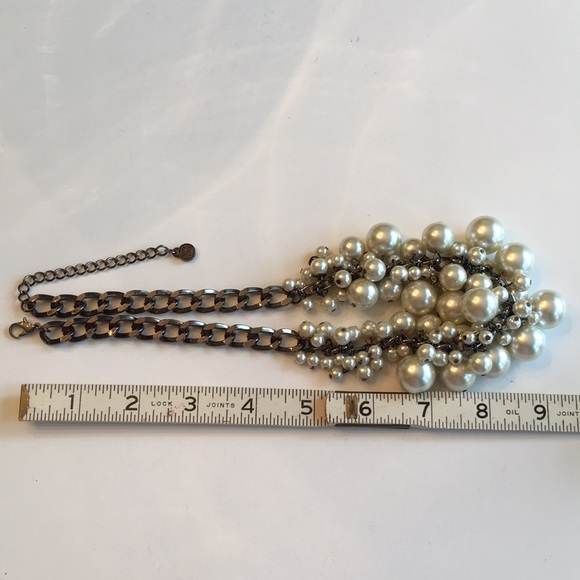 Pearl Necklace - Picture 5 of 6